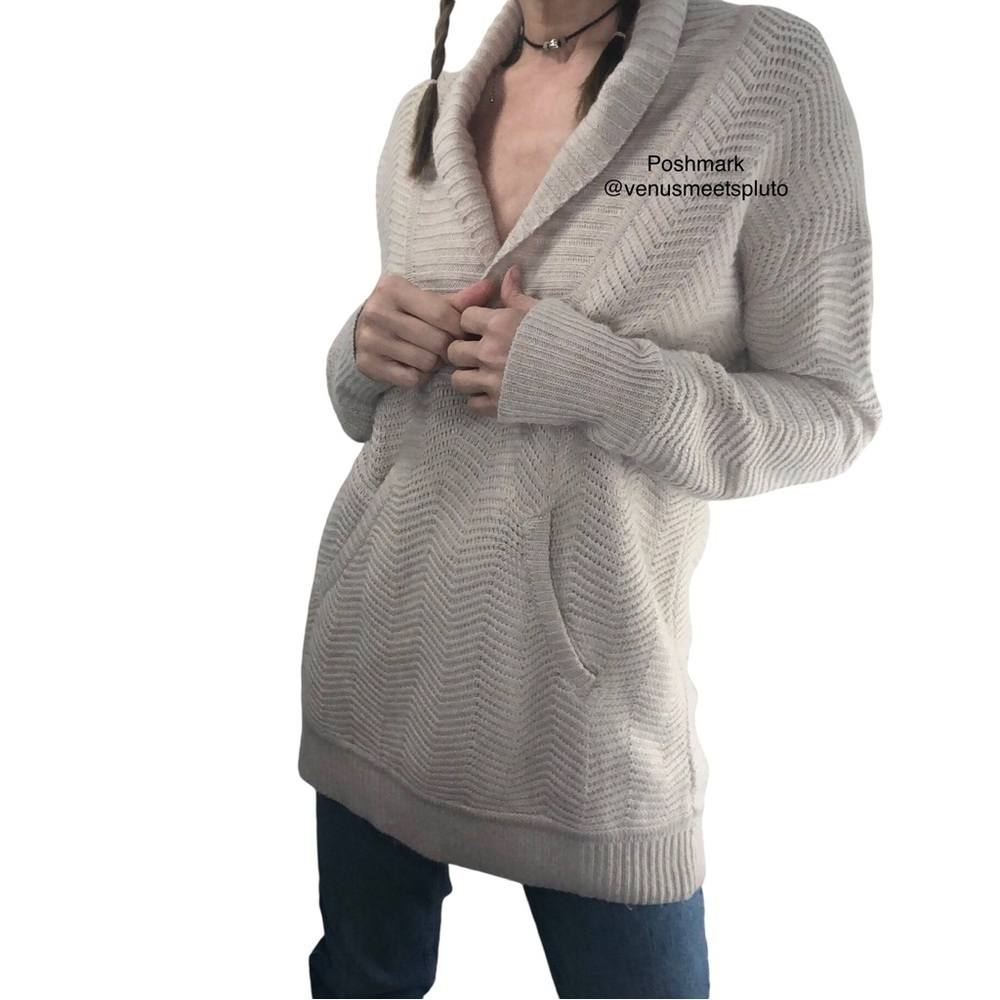 Lovestitch Angora Blend Sweater Size M Cable-Knit Cozy Casual Long Collar Pocket